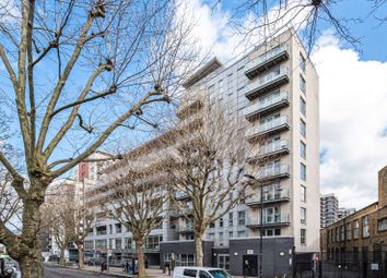 Thumbnail 2 bedroom flat to rent in Southgate Road, De Beauvoir Town, London