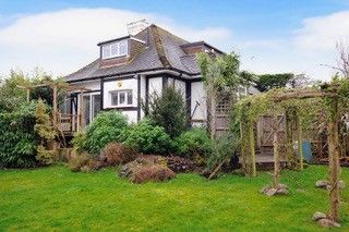 4 Bedroom Detached house for rent
