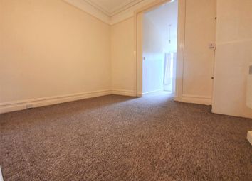 Thumbnail Flat to rent in Totnes Road, Paignton