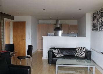 2 Bedrooms Flat to rent in Cromwell Court, 10 Bowman Lane, Leeds LS10