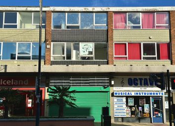 Thumbnail Retail premises to let in 64 High Street North, Dunstable, Bedfordshire
