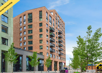 Thumbnail Flat for sale in Headwater Point, Bromley-By-Bow, Greater London