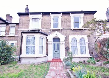3 Bedrooms Detached house to rent in Windsor Road, Forest Gate, London E7