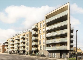 Woolwich - 2 bed flat for sale