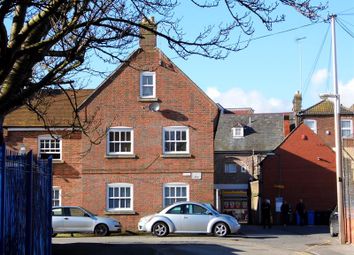 Thumbnail 2 bed flat to rent in Prosperous Street, Poole