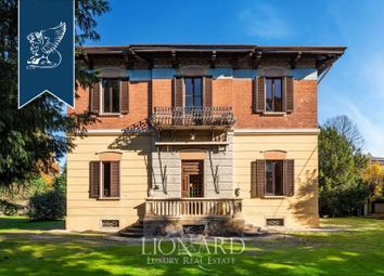 Thumbnail 6 bed villa for sale in Vimercate, Monza E Brianza, Lombardia
