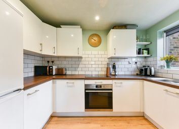 Thumbnail Flat to rent in Woodgate Drive, London