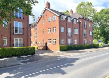 Thumbnail Flat to rent in Coventry Road, Warwick