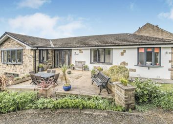 2 Bedrooms Detached bungalow for sale in Bill Lane, Holmfirth HD9