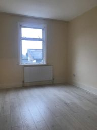 2 Bedrooms Flat to rent in Chingford Mount Road, London E4