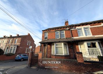 Thumbnail 2 bed flat to rent in Healdfield Road, Castleford