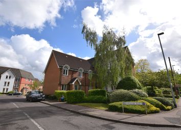 2 Bedrooms Flat for sale in Hartigan Place, Woodley, Reading, Berkshire RG5