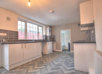 Thumbnail Town house to rent in Tunstall Terrace, Sunderland