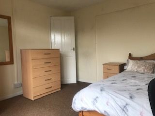 4 Bedroom Detached house for rent
