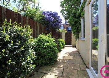 2 Bedroom Detached house for sale