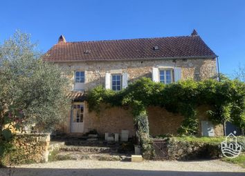 Thumbnail 8 bed property for sale in Saint-Cyprien, Aquitaine, 24220, France