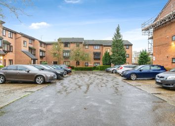 Thumbnail 1 bed flat for sale in Solar Court, King Georges Avenue, Watford