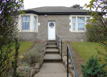 3 Bedrooms Bungalow to rent in Burdiehouse Road, Gracemount, Edinburgh EH17
