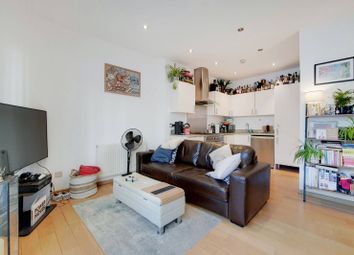 Thumbnail Flat to rent in Mallow Street, Old Street, London