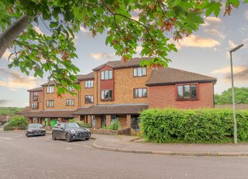 Thumbnail Flat for sale in Kingfisher Court, Kingfisher Drive, Guildford