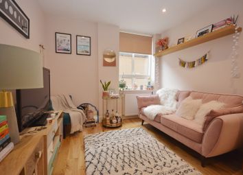 Thumbnail 1 bed flat for sale in South Street, Epsom
