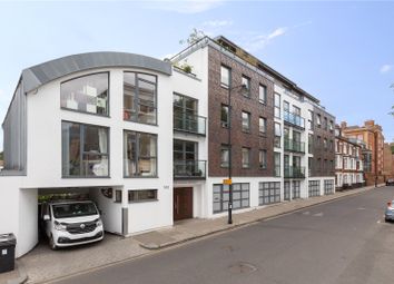 Thumbnail Flat for sale in Offord Road, London