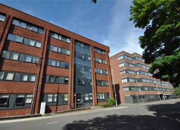 Thumbnail 1 bed flat to rent in Farnsby Street, Swindon