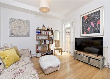 2 Bedrooms Flat for sale in Westville Road, London W12