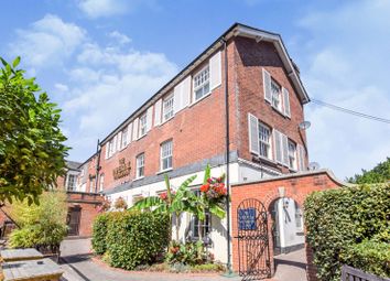 Thumbnail 2 bed flat for sale in New North Road, Exeter