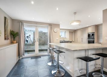 Thumbnail End terrace house to rent in Russell Street, Windsor, Berkshire