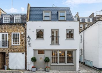 Thumbnail 3 bed mews house for sale in Montagu Mews North, Marylebone, London