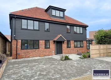 Thumbnail Detached house for sale in Goffs Lane, Goffs Oak, Waltham Cross