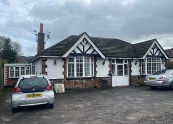 Thumbnail Bungalow to rent in Styal Road, Heald Green, Cheadle