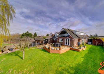 Thumbnail 4 bed detached house for sale in Lenchwick Lane, Evesham