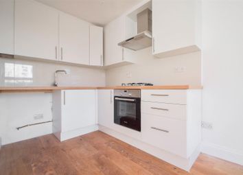 2 Bedrooms Flat to rent in Brooksby's Walk, London E9