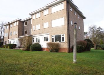 2 Bedrooms Flat for sale in Vesey Close, Four Oaks, Sutton Coldfield B74