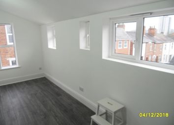 2 Bedrooms Flat to rent in Monks Road, Lincoln LN2