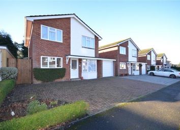 4 Bedrooms Detached house for sale in The Brambles, Crowthorne, Berkshire RG45