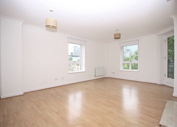 2 Bedrooms Flat to rent in Galleons View, Stewart Street, Isle Of Dogs E14