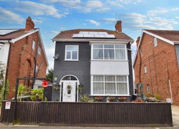 Thumbnail 6 bed terraced house for sale in Glentworth Crescent, Skegness