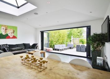 5 Bedroom Semi-detached house for sale