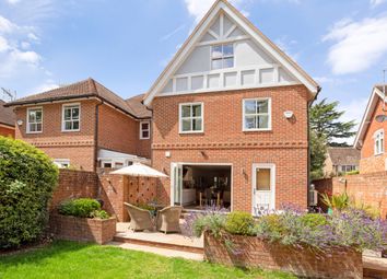 Thumbnail Semi-detached house to rent in Cromwell Gardens, Marlow