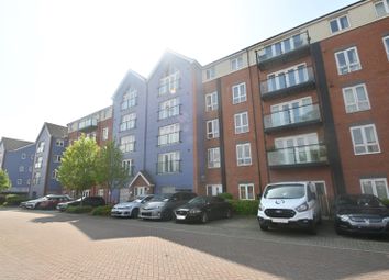 Thumbnail 2 bedroom flat for sale in Chadwick Road, Langley, Berkshire