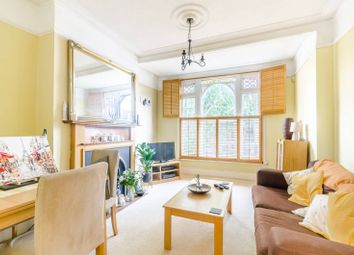 Thumbnail 1 bedroom flat to rent in Cavendish Road, Balham, London