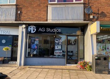 Thumbnail Retail premises to let in 17 Central Drive, St. Albans, Hertfordshire