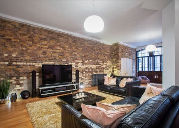 2 Bedrooms Flat for sale in Telfords Yard, London E1W