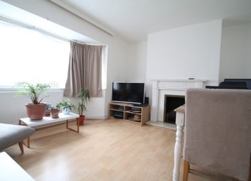 2 Bedrooms Flat to rent in Bailey Place, London SE26