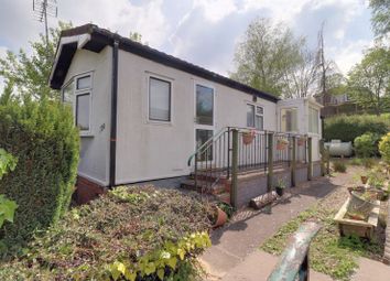 Thumbnail Mobile/park home for sale in Lodgefield Park, Stafford