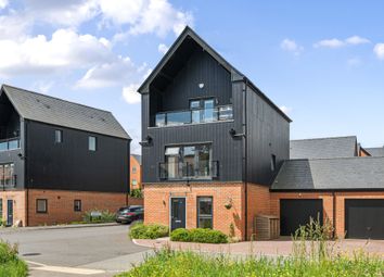 Thumbnail Town house for sale in Granadiers Road, Winchester