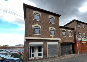 Thumbnail Property to rent in Windsor Street, Luton, Bedfordshire